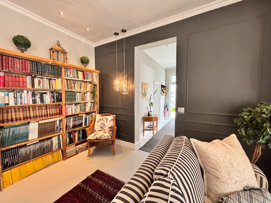 4 Bedroom Property for Sale in Gordons Bay Village Western Cape